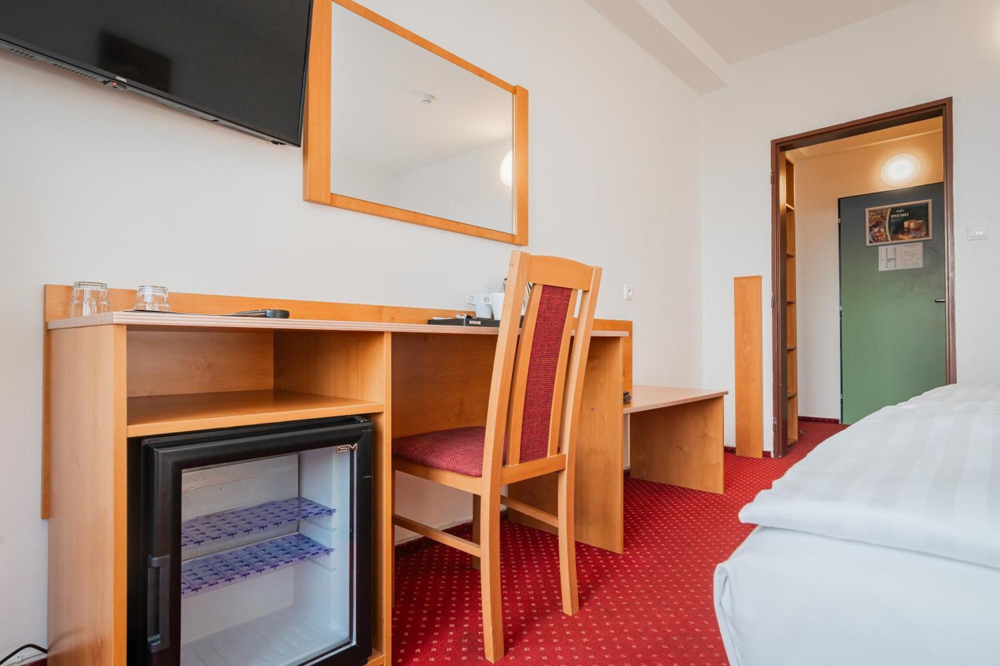Deluxe Double or Twin Room Balcony