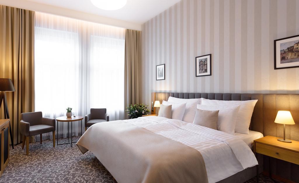 Double or Twin Room,446982390:JPEG