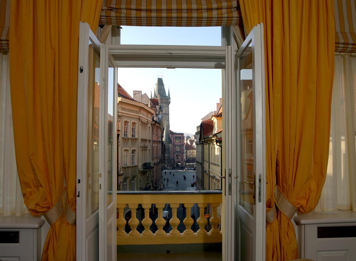 Suite Old Town Square View,776167531:JPEG